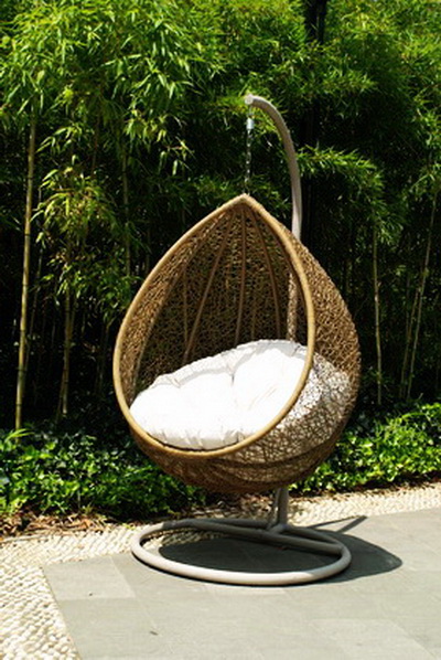 Outdoor patio hammock